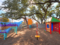 035_Amy's Playground
