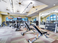 004_Fitness Center