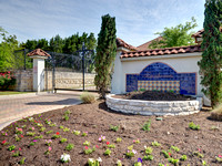 003_Gated Entry